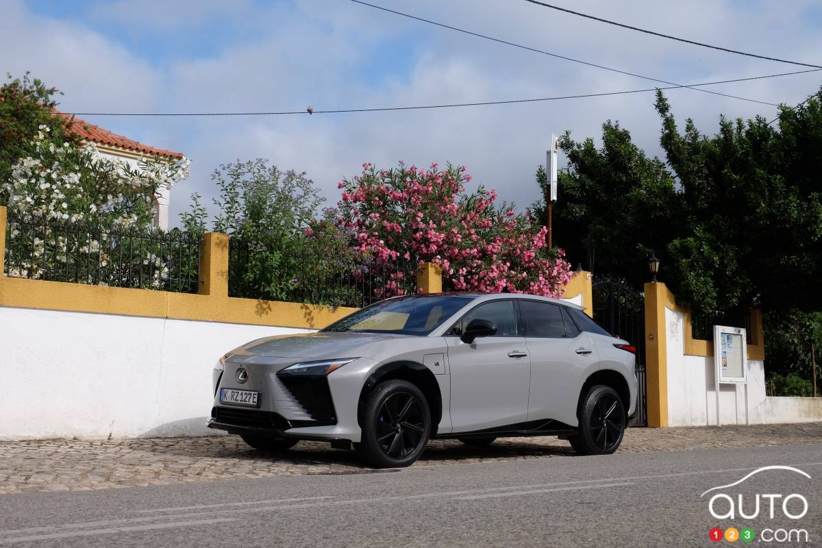 Lexus RZ 2026, premier essai : de retour dans le match - L’Hebdo Journal